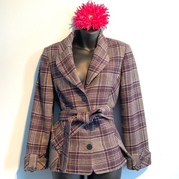 LanaLee Plaid Jacket - Picture 2 of 6